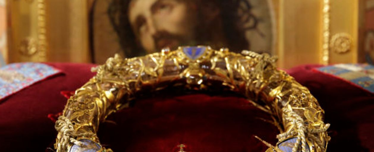 La corona di spine, la croce di Gesù: tutti i tesori di Notre Dame (e
