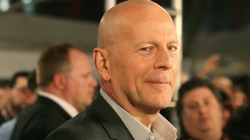 Bruce Willis non reciterà più: è afflitto da afasia - HuffPost Italia