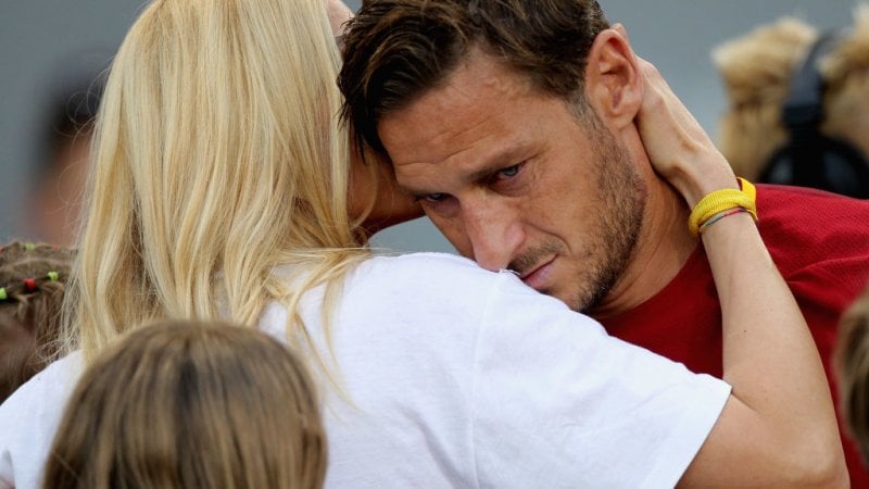 L avvocata Bernardini De Pace Nella Villa Di Sabaudia Di Totti Rischio 