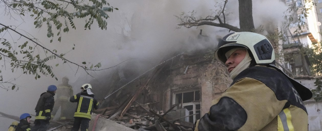 Kherson Storia Di Chi Fugge E Di Chi Resta Mosca Evacua E Proclama La 