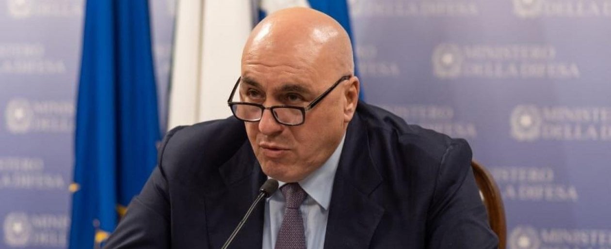Crosetto Le Ong Sono Centri Sociali Galleggianti HuffPost Italia