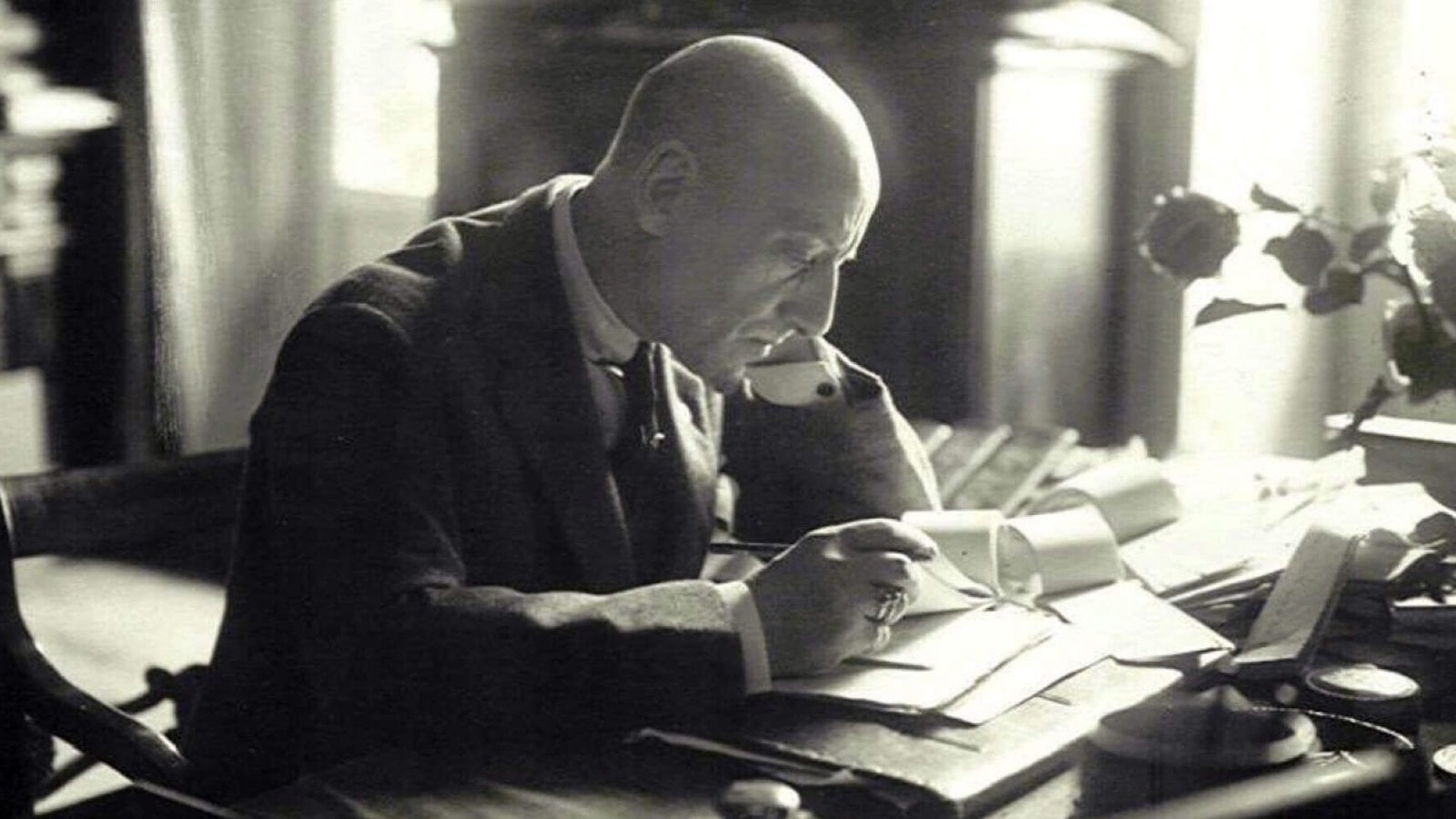 I Carabinieri recuperano missiva di Gabriele D'Annunzio trafugata dieci