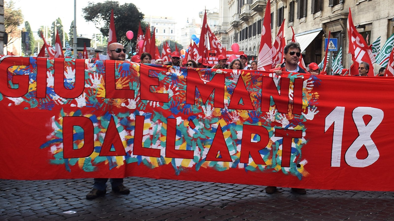 I fascisti sono al governo, ma le leggi di destra le fa la sinistra