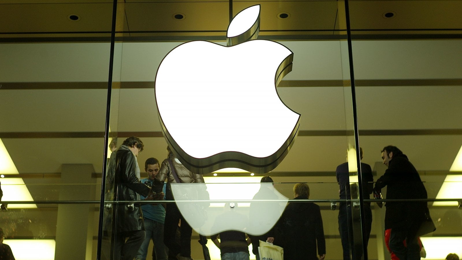 La Mela d'oro. Meta in trattativa con Apple per portare la sua IA su ...