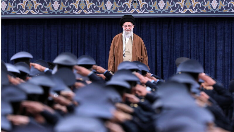 In Iran il timido venticello riformista non soffia pi&ugrave;. Gli ayatollah si preparano allo scontro con Trump