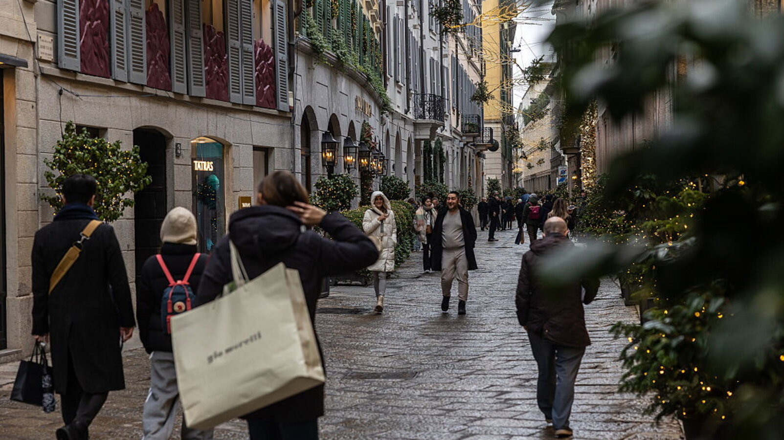 Confcommercio: "Tra dazi e bombe il mercato tiene. L