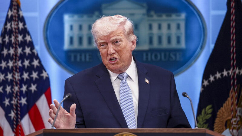 Trump minaccia l'Iran: "Potremmo cancellarvi"