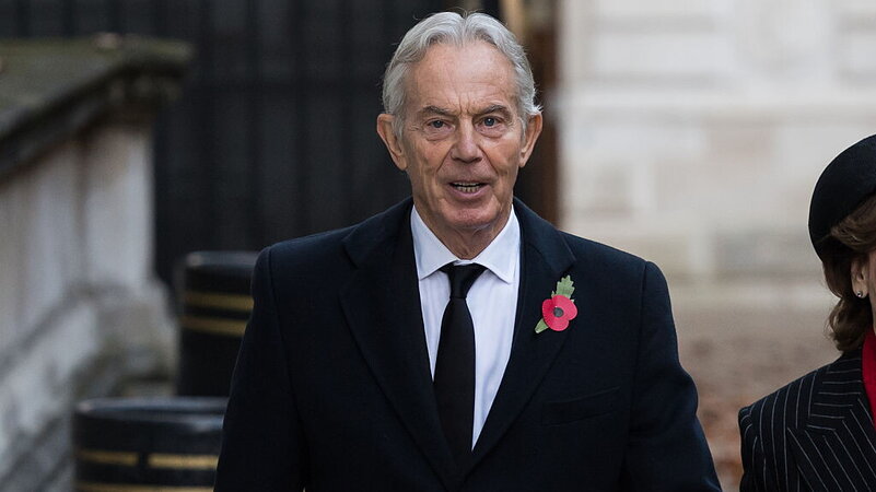 Tony Blair critica la leadership del Partito Laburista
