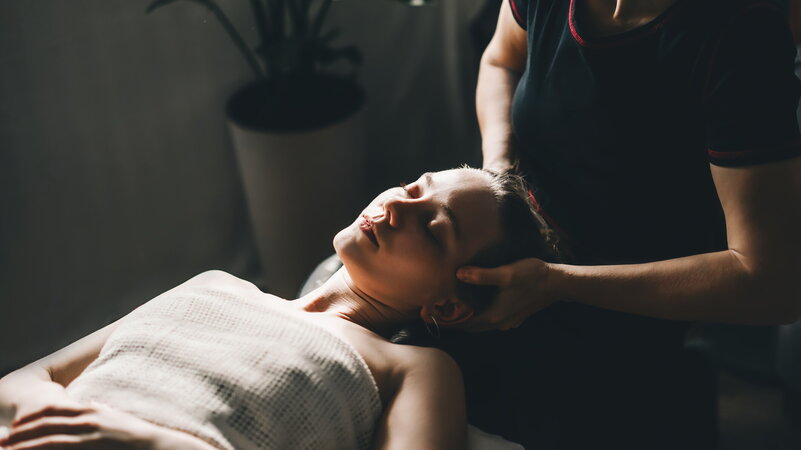 Professione osteopata. Riconoscimento di una pseudoscienza. E di un business