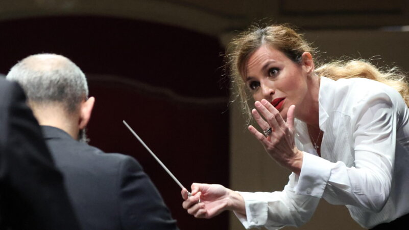 Beatrice Venezi impugna il recesso del contratto con il Teatro La Fenice