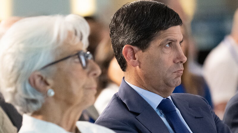 BCE E FED CONCORDIAvanti a carte coperte, basta indicazioni prospettiche sui tassi