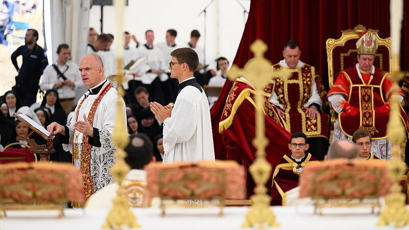 La lingua della chiesa. Meglio il mistero o la chiarezza?