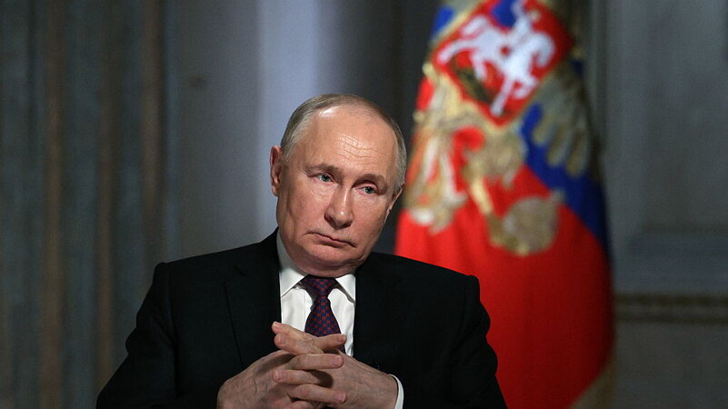 LA RUSSIA &Egrave; A SECCO Putin vieta l'export di gasolio e corre a comprarlo all'estero