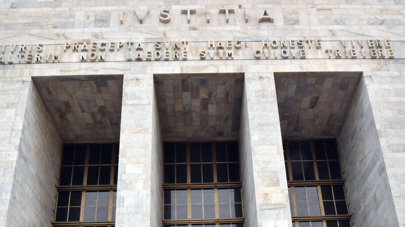 PRIMA LE PREFERENZE, POI LA GRANDE RETATA