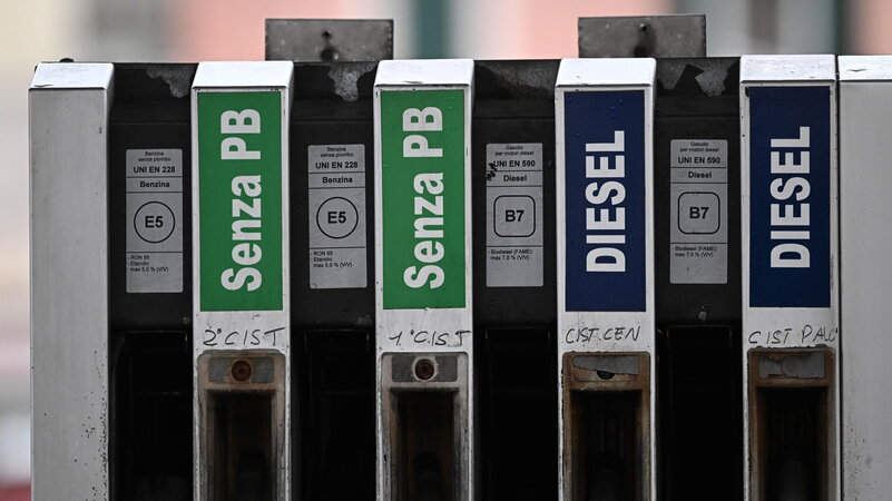 Aumento dei prezzi del carburante in Italia