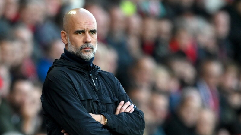 Lusingato, ma indisponibile: Guardiola non allenerà la Nazionale italiana. In pole ora c'è Pirlo