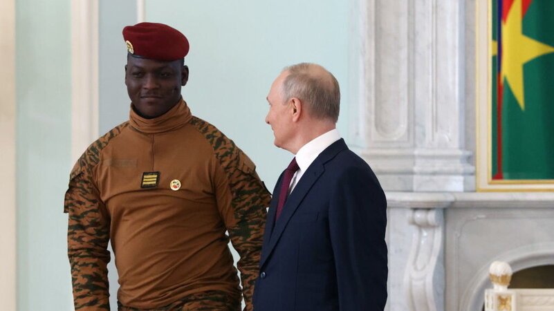 "VENITE A LAVORARE IN RUSSIA"Cos&igrave; Mosca arruola con l'inganno gli africani per il fronte ucraino