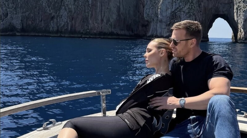 ILARY BLASI SI SPOSANozze da sogno con Bastian Muller in Costiera Amalfitana