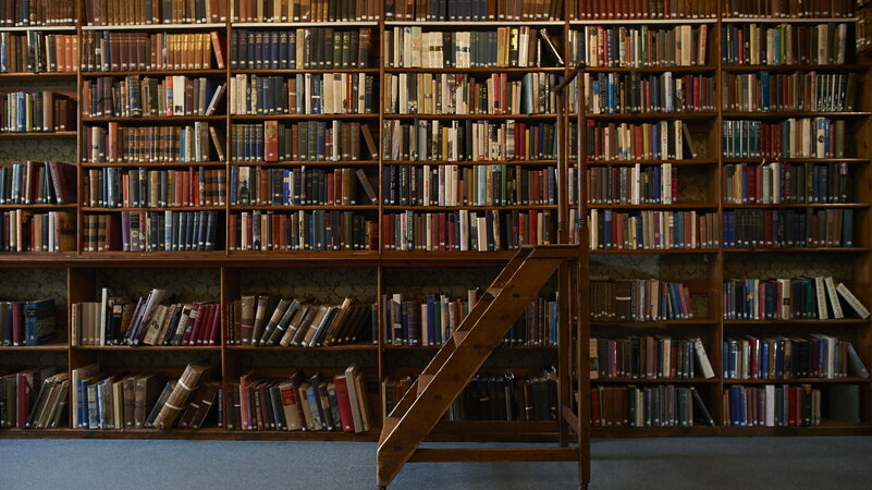 L’AI distrugge i libri (che tanto nessuno legge)