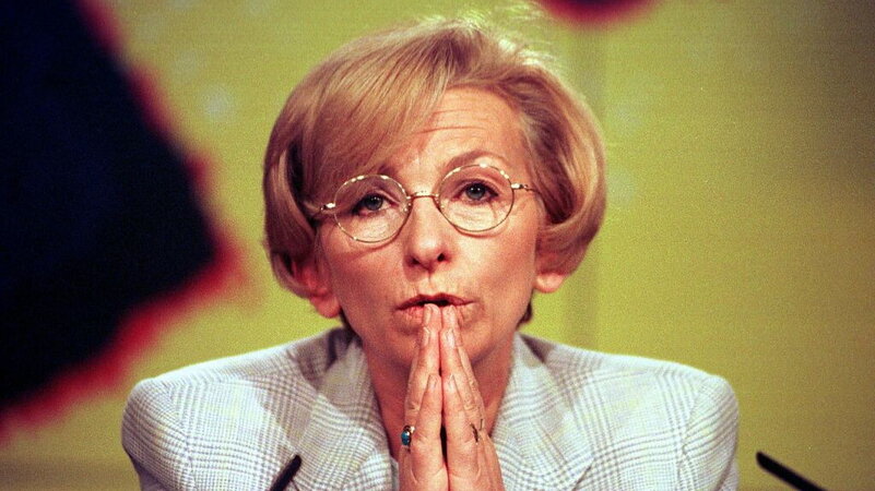 Chi vuole onorare Emma Bonino approvi la legge sul fine vita