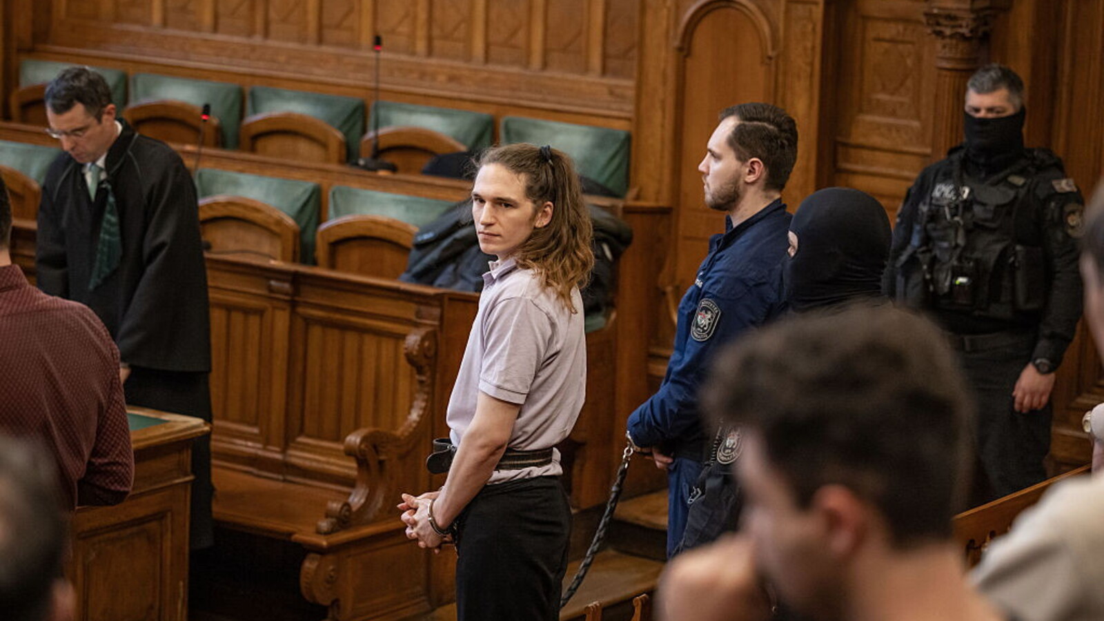 Photo: huffingtonpost.it Salis Case: Reduced Sentences for Activists Maja and Marchesi as Extradition Looms