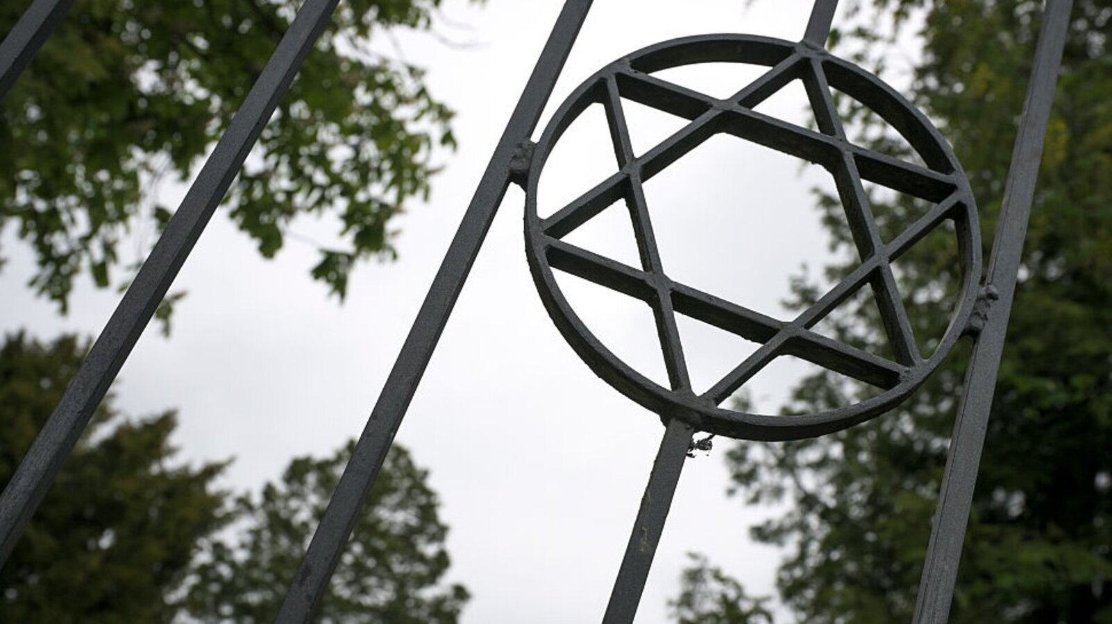 Edi Blog Posts La legge sull’antisemitismo non protegge gli ebrei - HuffPost Italia