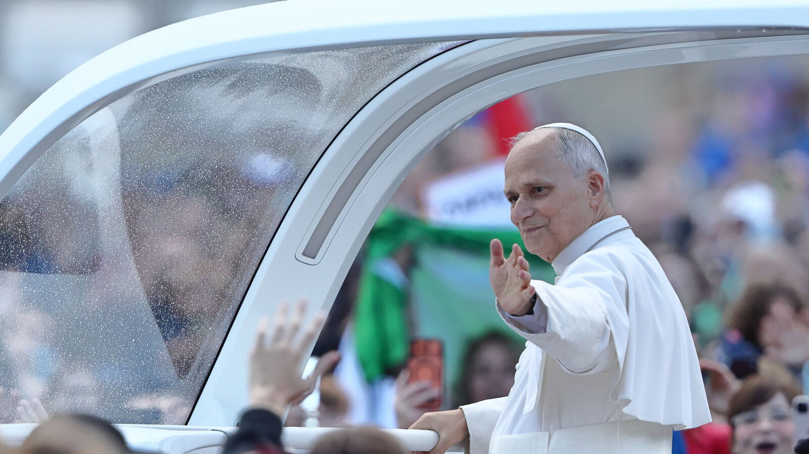 I medici rassicurano Papa Leone: 