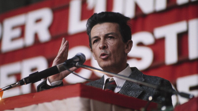 Quando Berlinguer indic&ograve; alla sinistra comunista la via occidentale