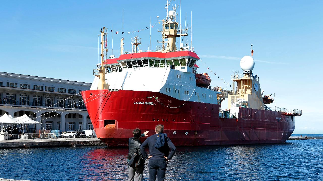 La Nave Rompighiaccio Laura Bassi Dell Ogs Di Trieste Ottiene La 