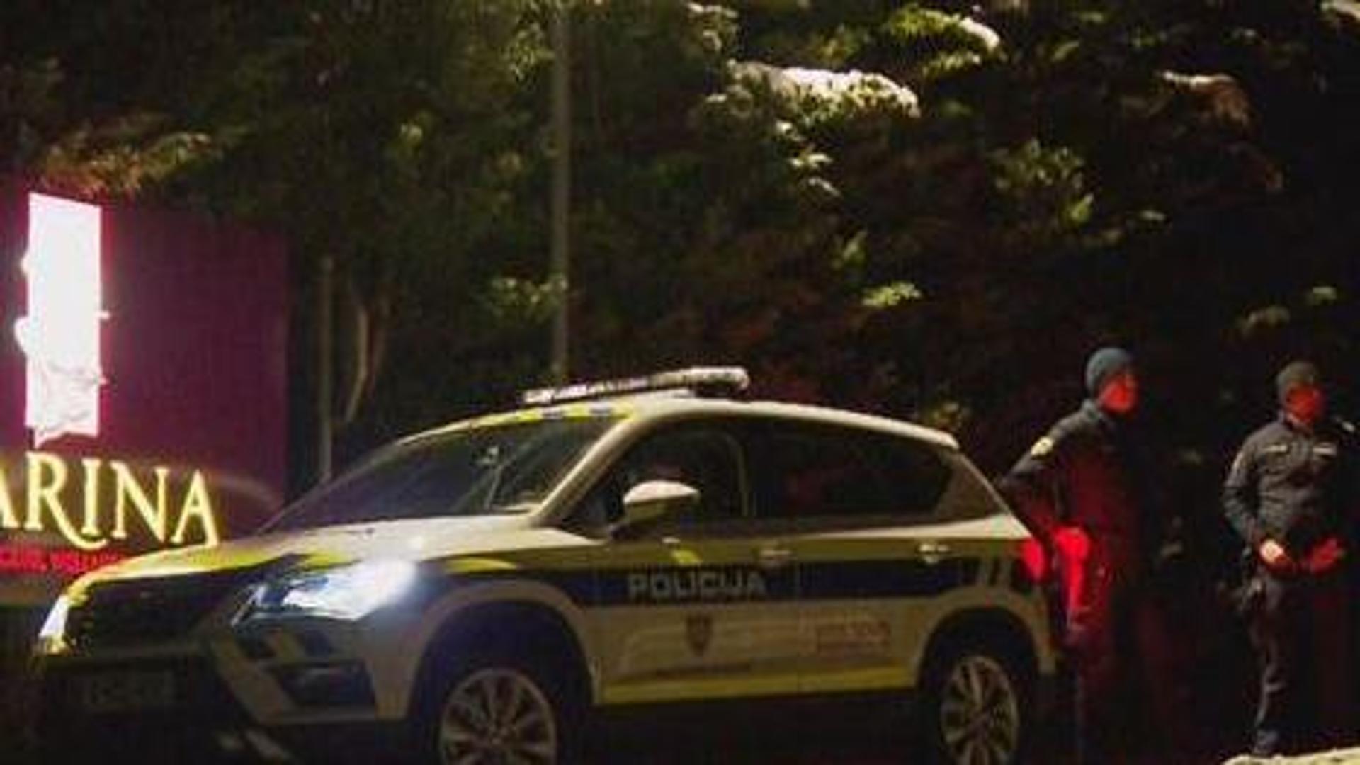 Sfruttamento Della Prostituzione E Droga Nella Spa A Luci Rosse Marina 