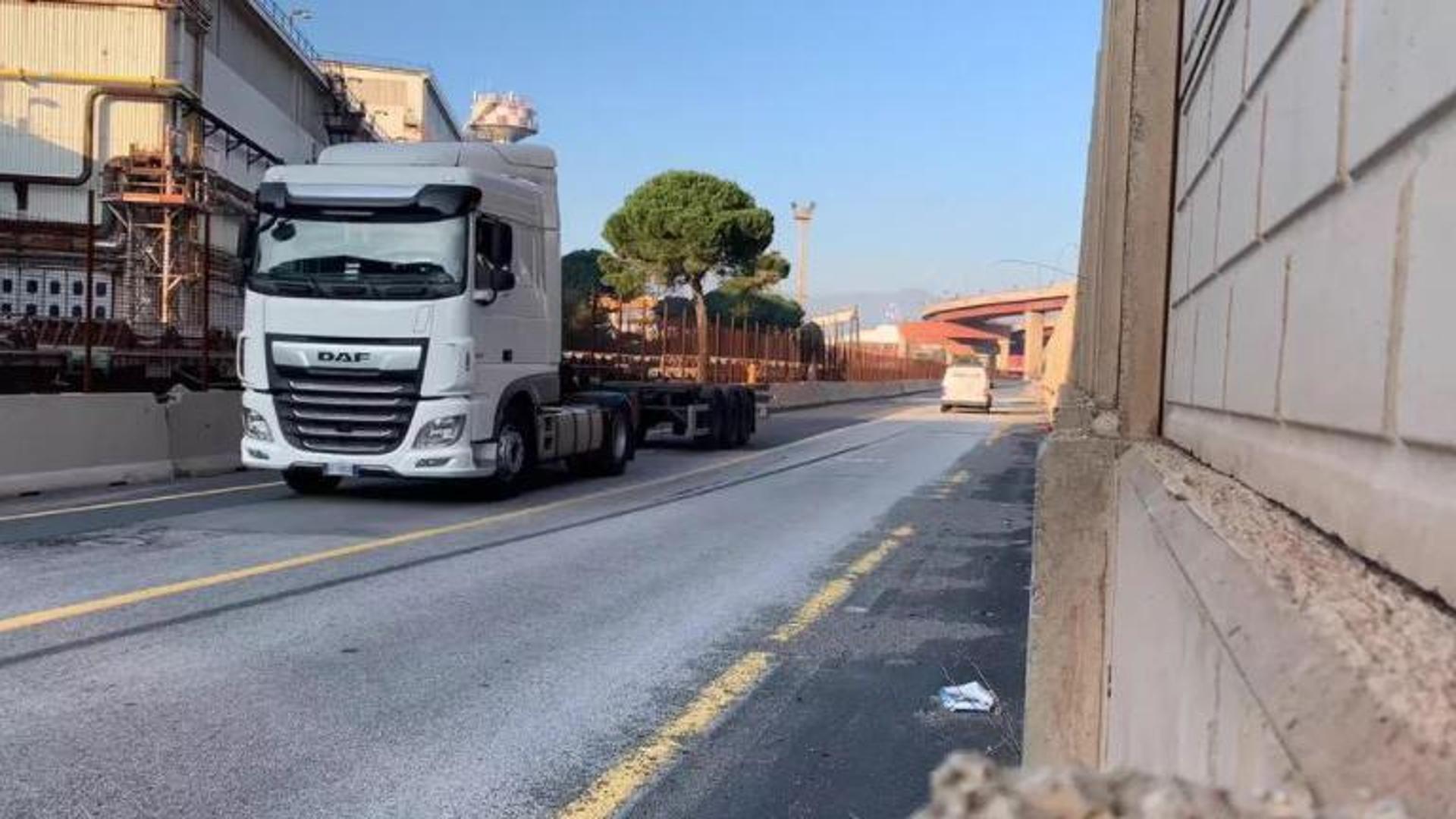 Nuova Viabilit Portuale Per Liberare Genova Dai Tir Cantieri Fermi Al 