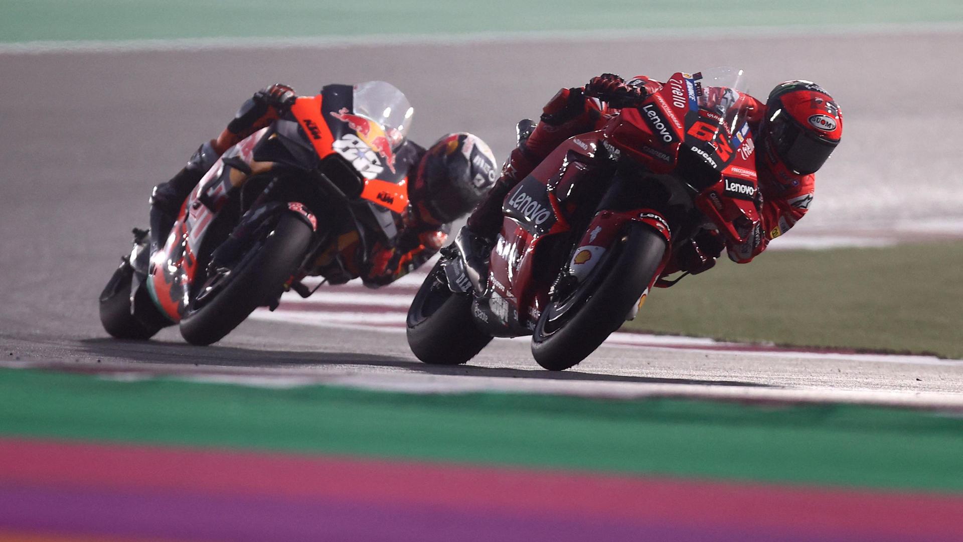 MotoGp in Qatar, Martin in pole davanti a Bastianini. Male la Ducati di ...