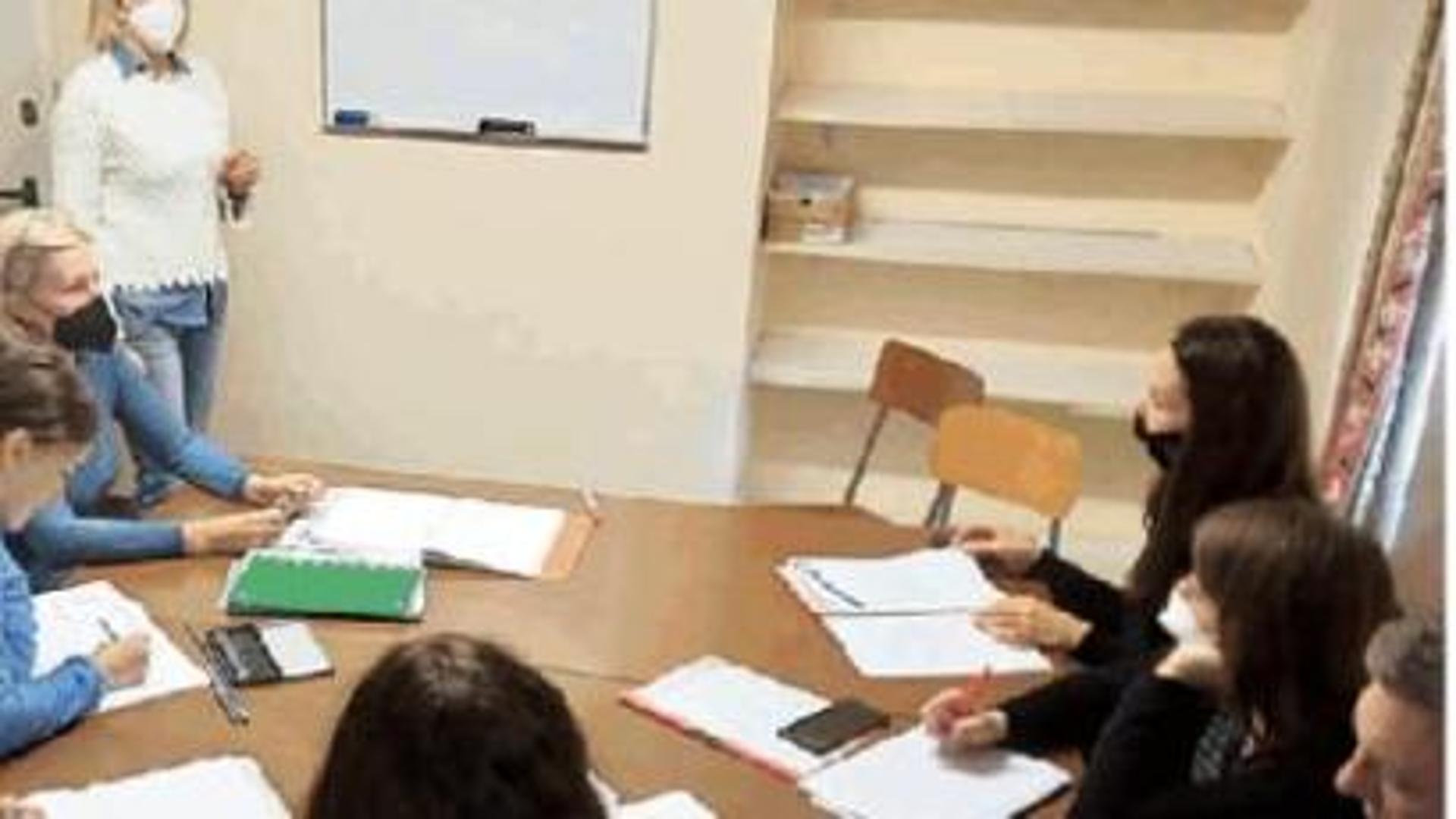Mamme E Pap Ucraini A Lezione Di Italiano Cos Chiavari Insegna Una 