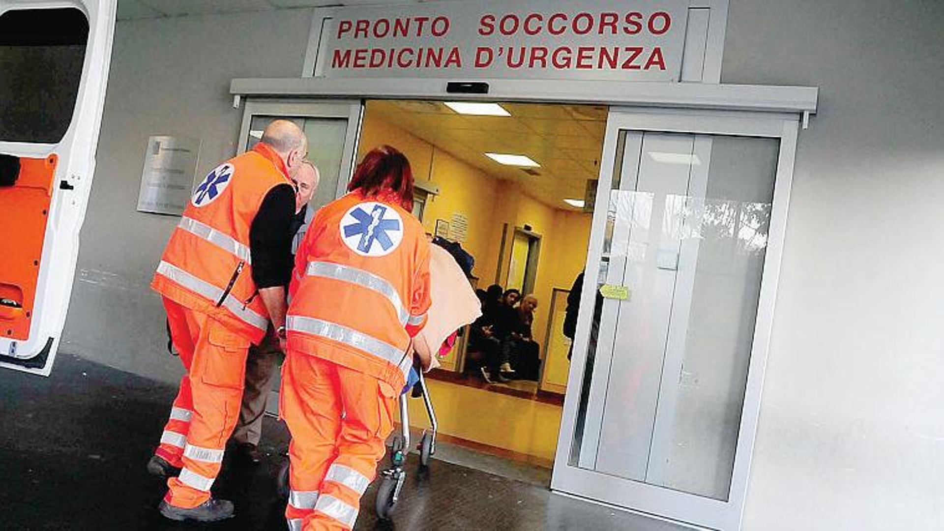 Badalucco Precipita Dal Terzo Piano Di Un Palazzo Turista Ricoverato 