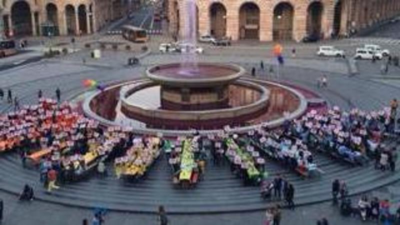 Colorata Cena, già 1200 prenotati. Mascia (Forza Italia): “Vengo anch’io, se non mi dicono no”