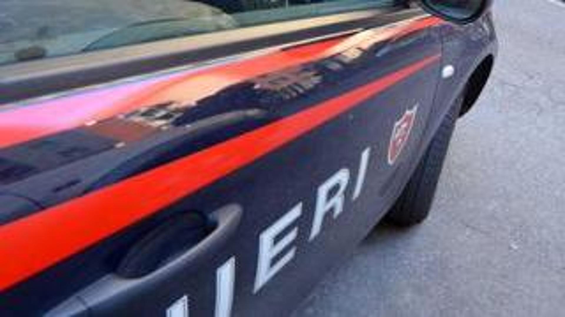 Alassio Minaccia Il Vicino Di Casa Con Un Coltello E Una Mannaia 
