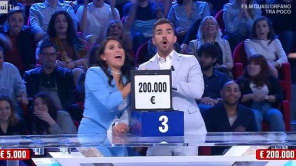 Affari tuoi, i genovesi Giorgio e Stefania vincono 200 mila euro. E Amadeus si commuove - Il Secolo XIX