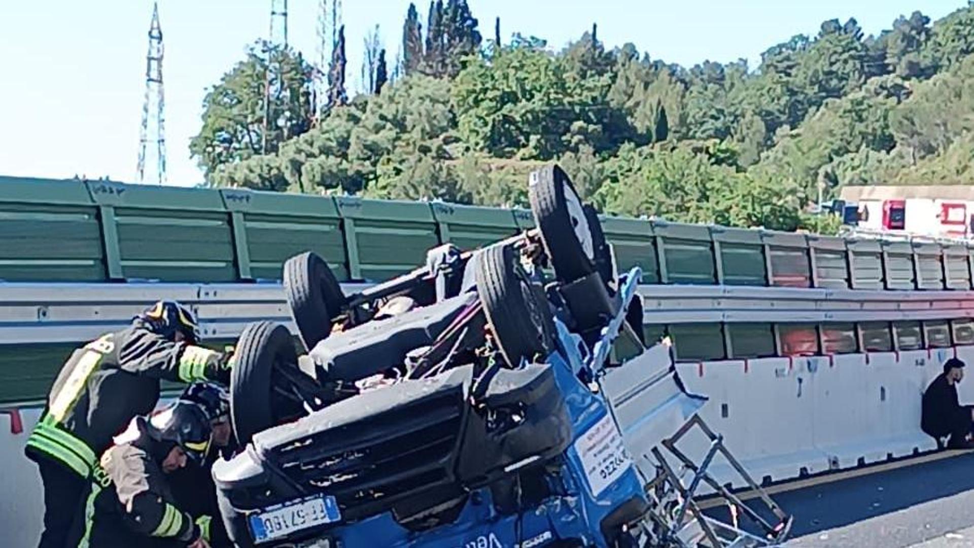 Incidente in A10 a Imperia, un ferito grave e code in direzione Genova ...