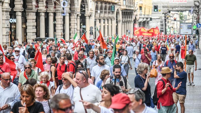 Caldo a Genova, percorso più breve per il corteo del 30 giugno