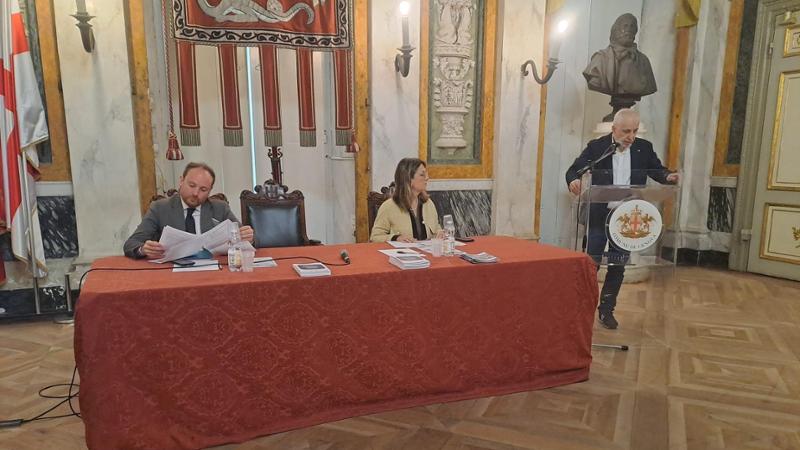 Unità mobile e mediatore immobiliare, 158 migranti aiutati a trovare casa a Genova