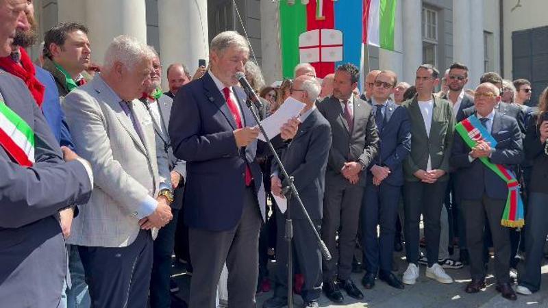 25 Aprile a Genova, le parole di Bucci in piazza Matteotti