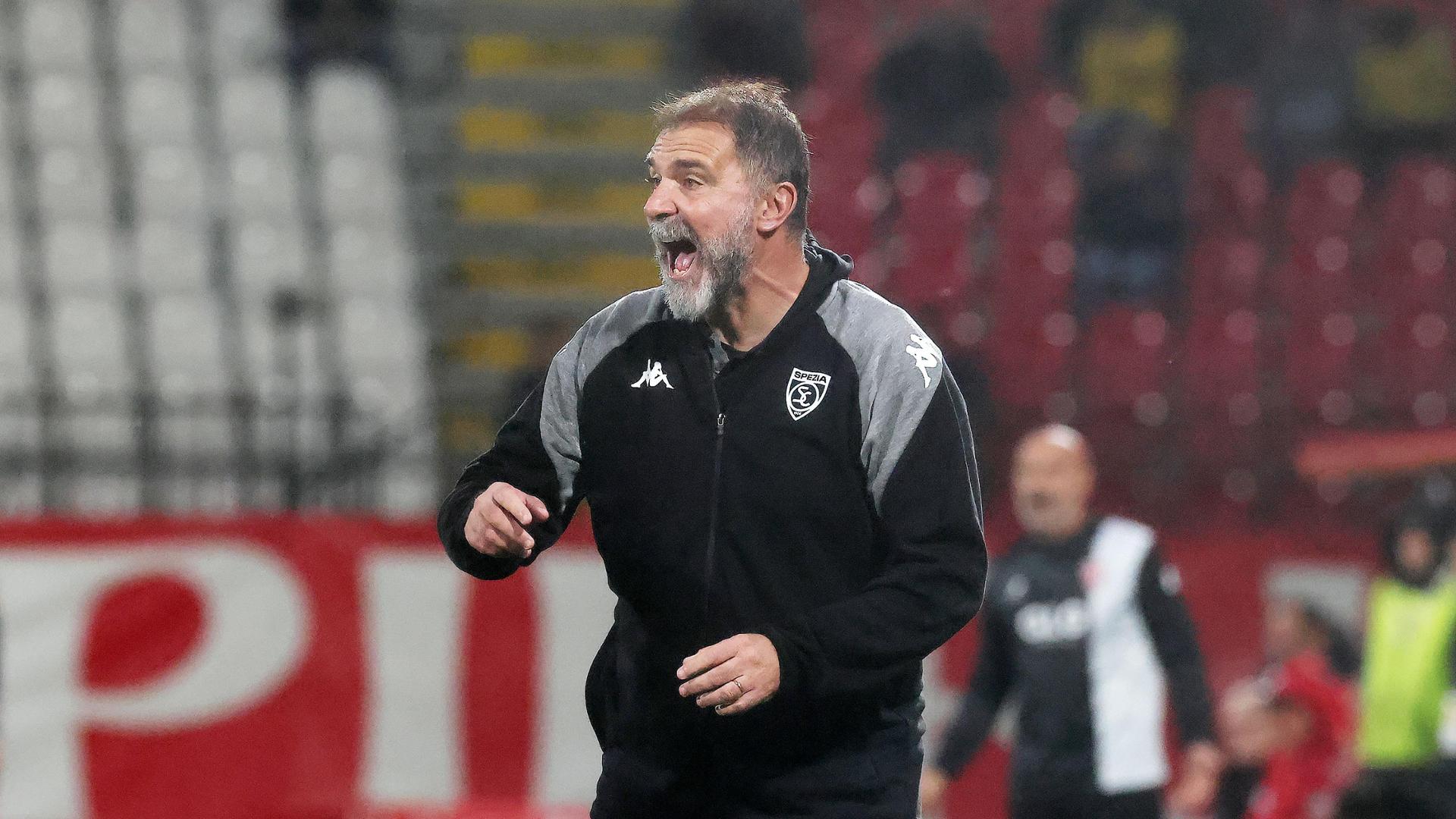 Giocatori dello Spezia in campo