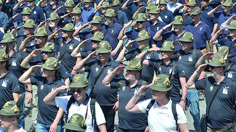 Adunata Alpini, Usb Genova in campo per tutelare lavoratrici ristorazione e turismo