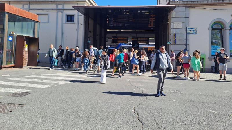 Guasto alle Cinque Terre, mattinata di proteste sui treni fra Genova e La Spezia