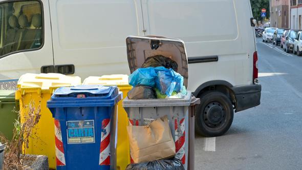 Imperia, caccia ai furbetti dei rifiuti. Scajola: “Troverò il modo di pubblicare i nomi”