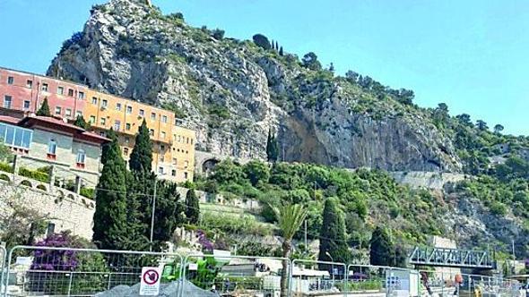 Ventimiglia, battaglia per il piazzale di San Ludovico. “Resti intitolato a De Gasperi”