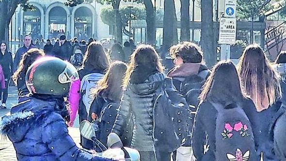 Borse di studio per gli studenti: i fondi comunali e regionali