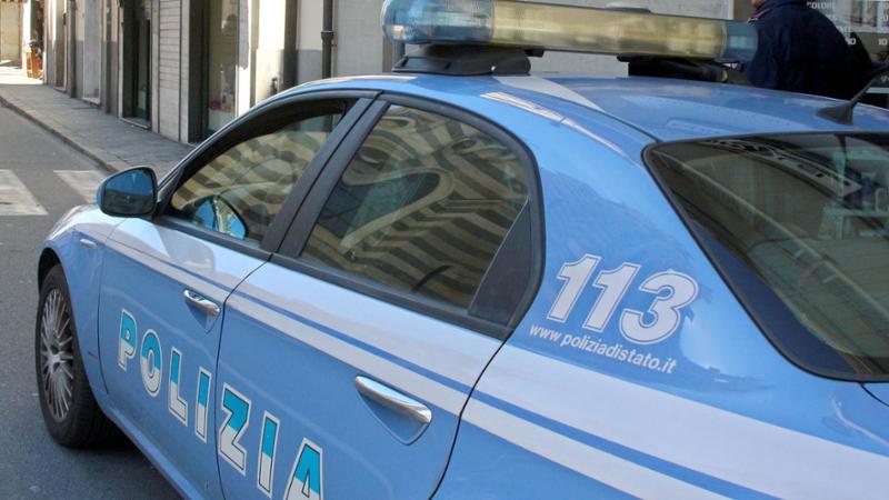 Truffa del finto incidente, la vittima si accorge del raggiro e dà l’allarme: arrestata una 53enne a Genova