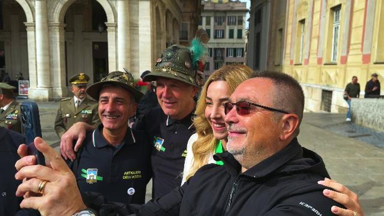 Adunata Alpini, Salis: "Grande, affetto, mugugno fa parte della città". Bucci: "Genova ringrazia gli alpini"