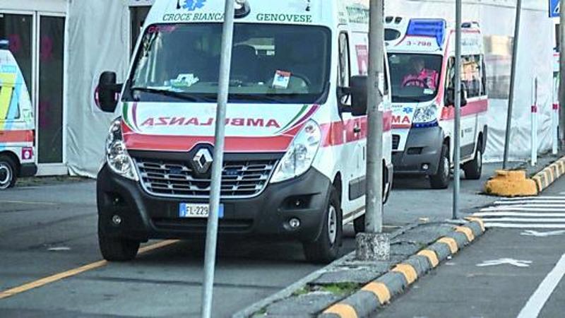 Malori e intossicazioni etiliche, tanti interventi di soccorso nella notte a Genova